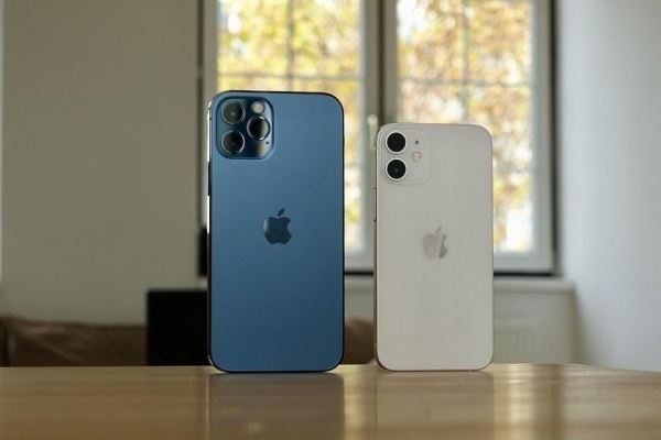 <br />
						Apple предупреждает о нехватке комплектующих для iPhone 13<br />
					